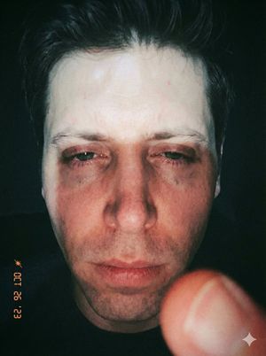 Selfie "flashato" di Sam Altman - 2