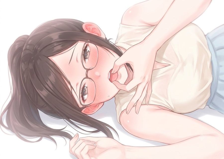 Mujer anime haciendo el gesto de OK