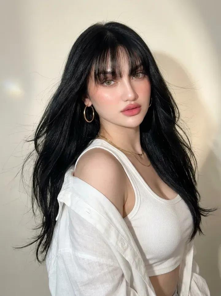 Editorial Smartphone Flash Portrait