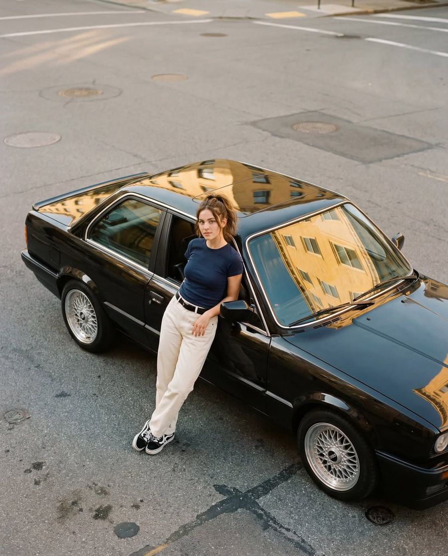Editoriale automobilistico durante la Golden Hour
