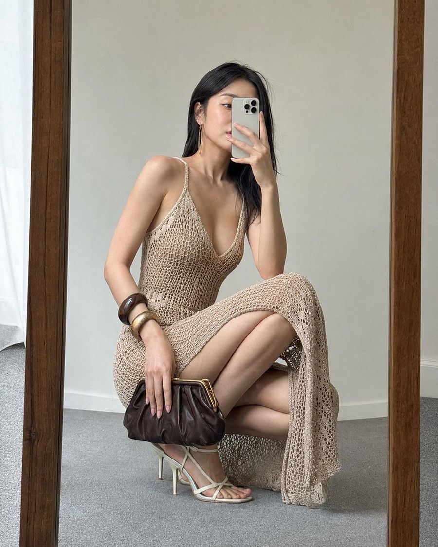 Luxury Fashion Mirror Selfie