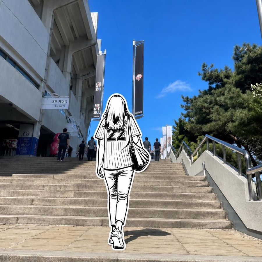 Anime Karalama ve Gerçek Fotoğraf Füzyonu