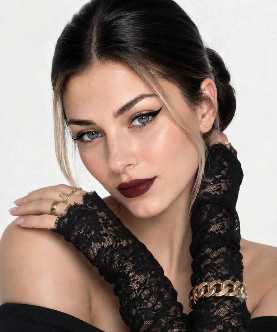 Luxury Beauty Portrait with Face Lock